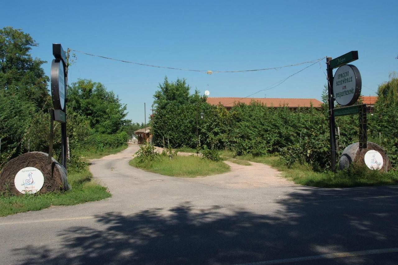 Agriturismo Cascina Madonnina Pregnana Milanese Exterior photo